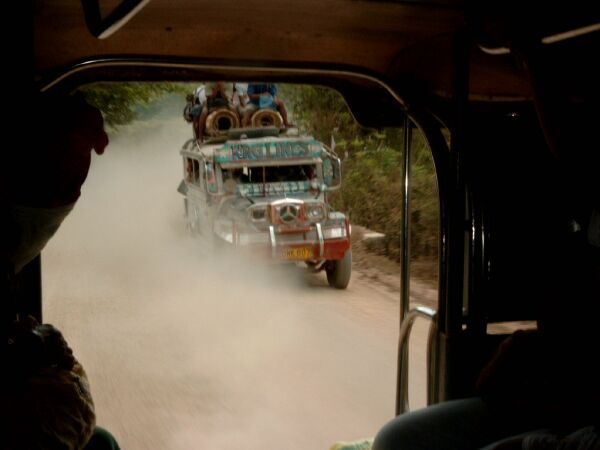 jeepney2.jpg